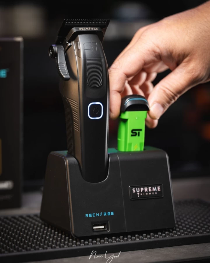 Tông Đơ Supreme Trimmer Recharge Black Faper – Pin Rời, Motor Brushless