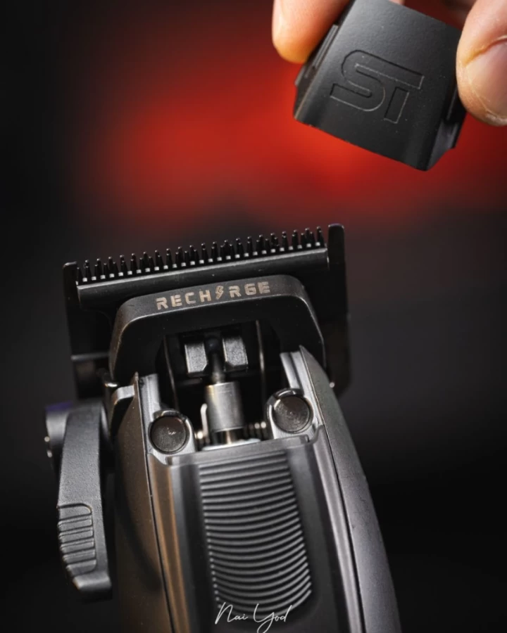 Tông Đơ Supreme Trimmer Recharge Black Faper – Pin Rời, Motor Brushless