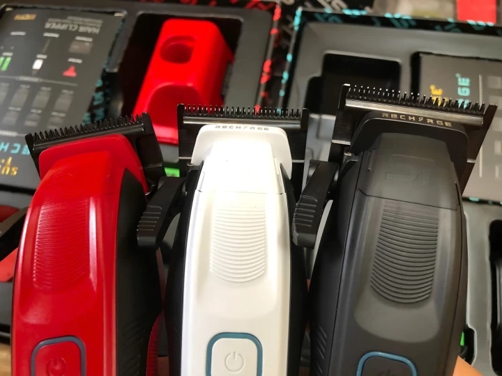 Tông Đơ Supreme Trimmer Recharge White Fade Blade – Pin Rời, Motor Brushless